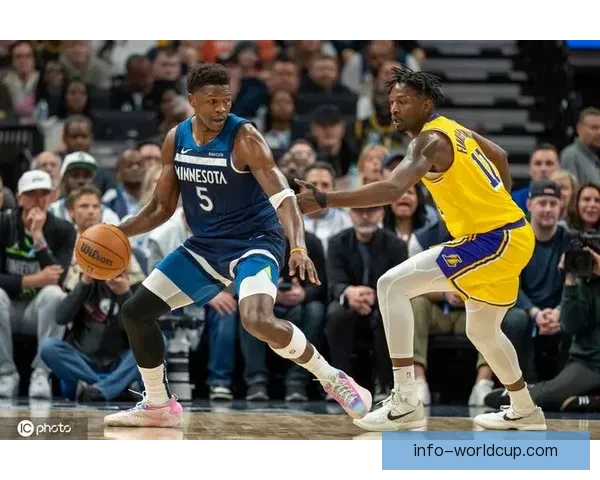 森林狼宣布麦克丹尼尔斯因左膝髌腱炎将进入每日观察名单