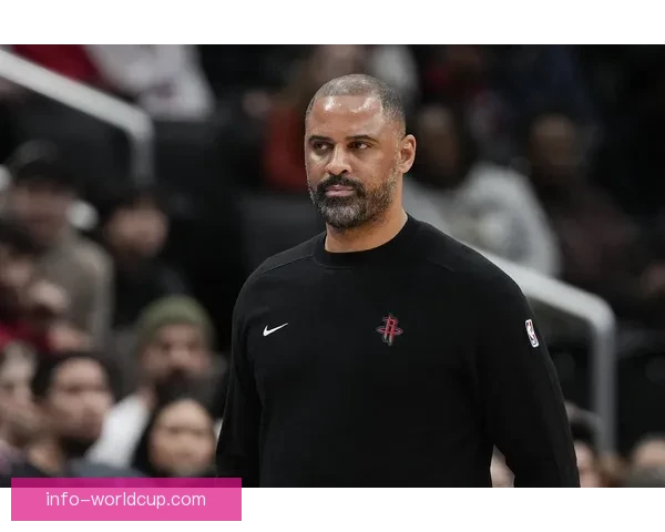 乌度卡透露范弗利特尚未参加对抗训练复出仍遥遥无期